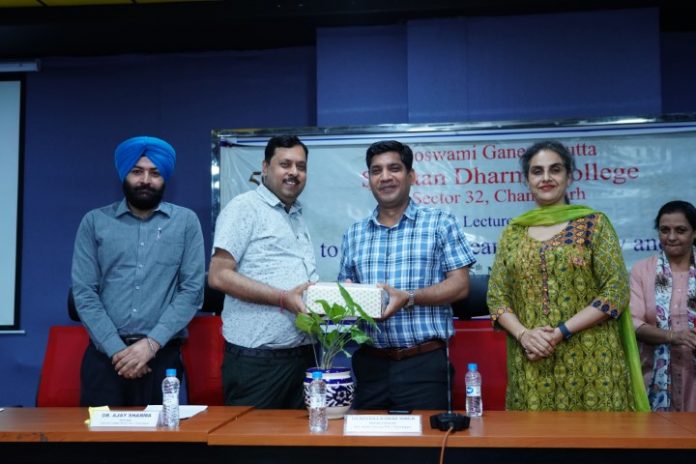 GGDSD College teachers attends expert lecture on ‘How to Improve Research Visibility and Impact ‘