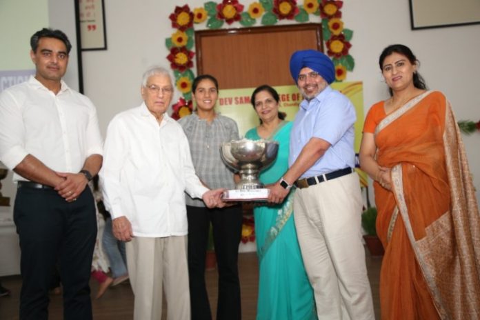 Dev Samaj College of Education holds 41st Annual Prize Distribution Function Chandigarh, June 2, 2022: Dev Samaj College of Education (DSCE)organized the 41st