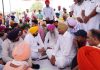 Punjab CM meets slain singer Moosewala’s parents