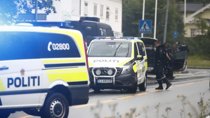 Two dead, several injured in Oslo nightclub shooting