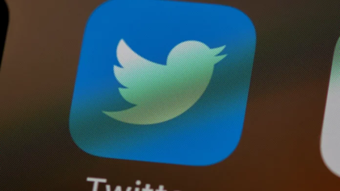 Twitter fires 30% employees from its talent acquisition team