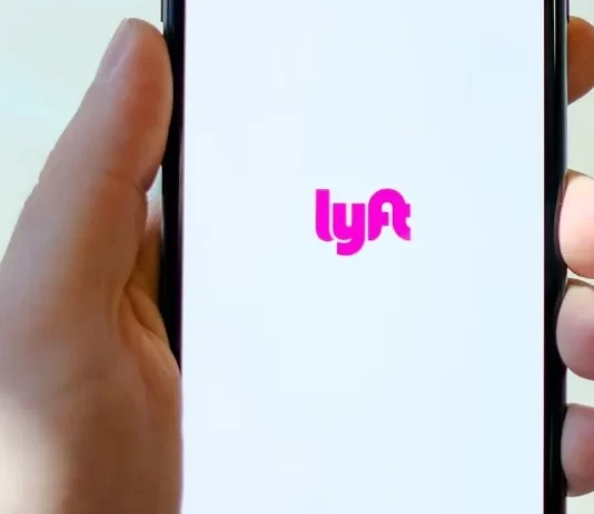 Lyft to allow drivers to pay