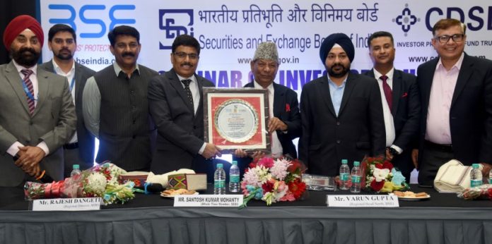 Make investment your life partner but with caution: Experts