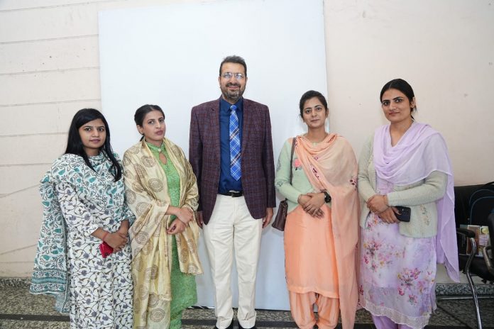 Bar Council honored newly selected judges and their parents