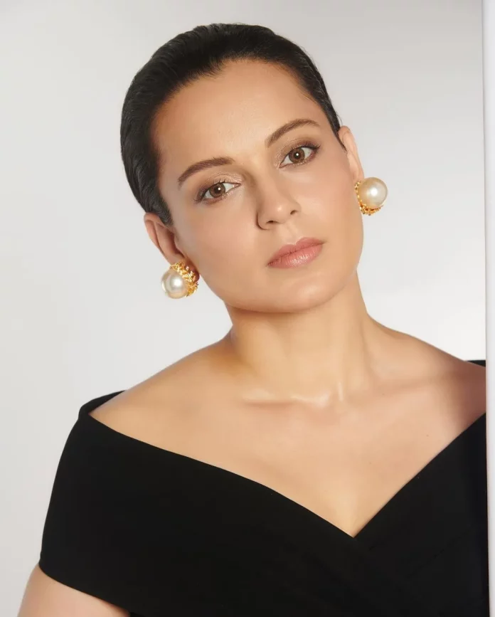 Kangana says KJo ‘banned’ Priyanka from Bollywood over SRK ‘friendship’