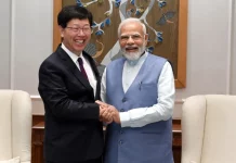 PM meets Foxconn chairman Young Liu