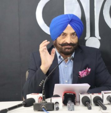Punjab Transport Dept fails in implementing driving licenses & RC