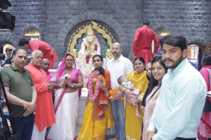 Kinnar Samaj offered diamond-studded gold crown to Sai Baba on Guru Purnima