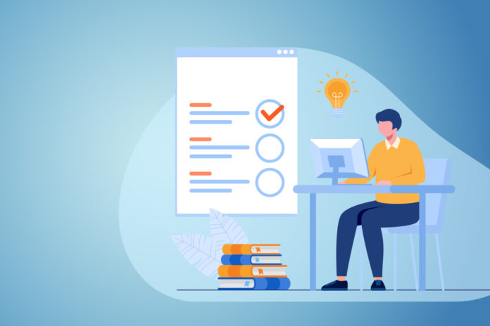 What are the major benefits of an online examination system?