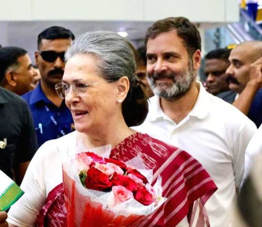 Top Congress leaders arrive in Hyderabad for CWC meet