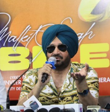 Global Sensation Malkit Singh Unveils song 'Mobile'