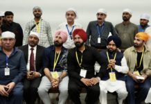 "Gippy Grewal, Binnu Dhillon, Karamjit Anmol, Amardeep Grewal Unite Hearts on Kartarpur Sahib Pilgrimage