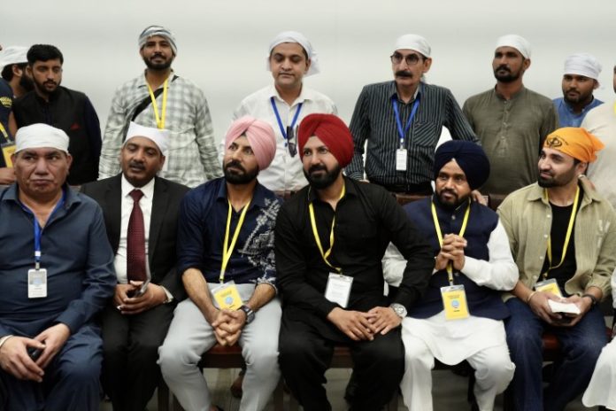 Gippy Grewal, Binnu Dhillon, Karamjit Anmol, Amardeep Grewal Unite Hearts on Kartarpur Sahib Pilgrimage