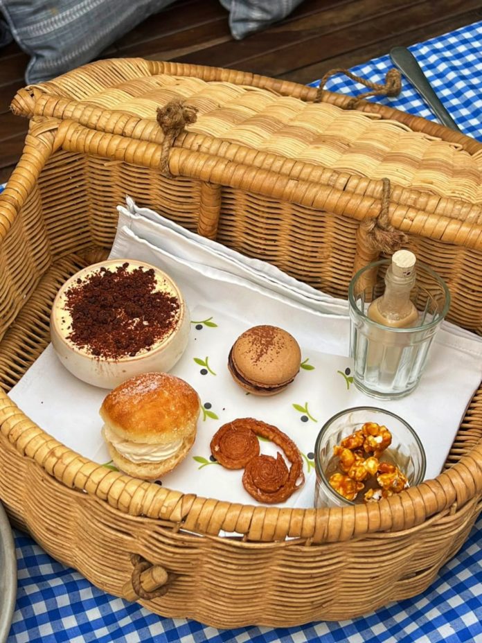 Sundays are for picnics at Olive Cafe & Bar!