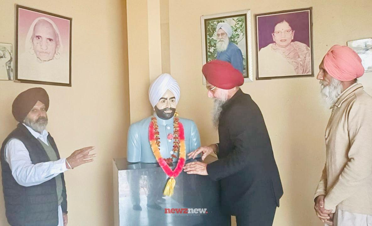 Speaker Kultar Singh Sandhwan paid warm tributes to former President Giani Zail Singh on his Death Anniversary