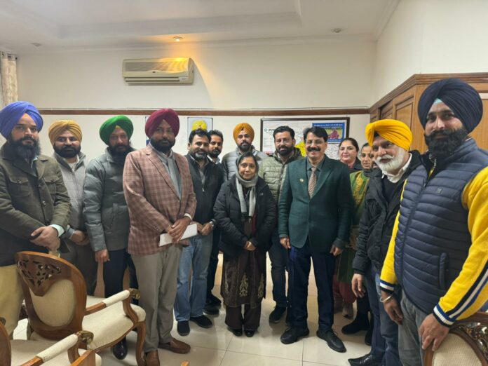 Punjab State Agricultural Service Societies Employees Union strike resolved: Dr. Baljit Kaur’s assurance brings end to protest