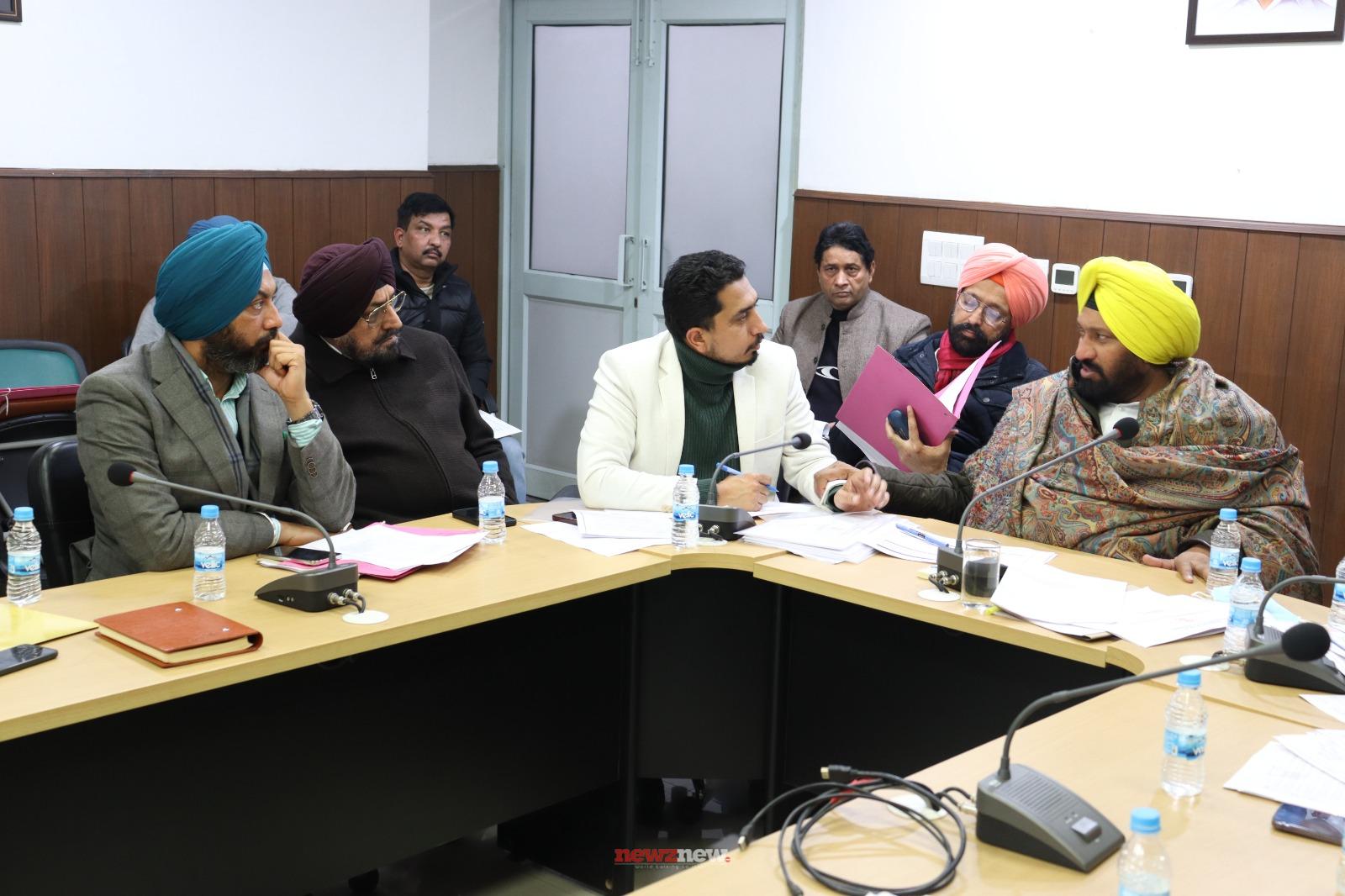 In a recent review meeting, local government minister Balkar Singh instructed officials to expedite ongoing projects