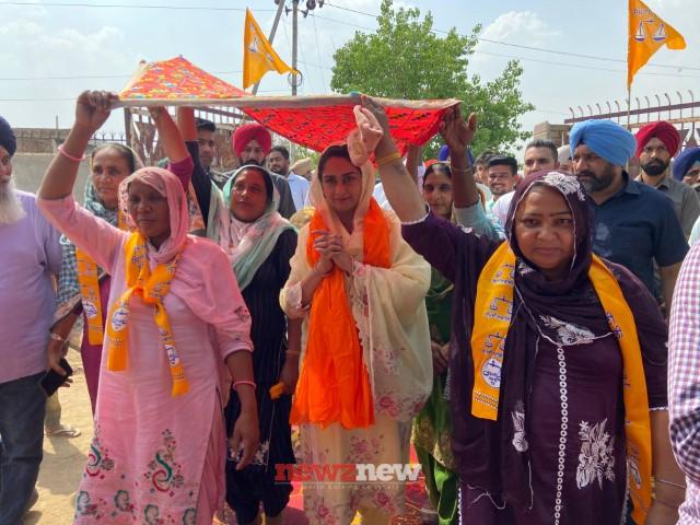 Take ‘Hisab’ from both the Congress and AAP when they come seeking your votes – Harsimrat K Badal