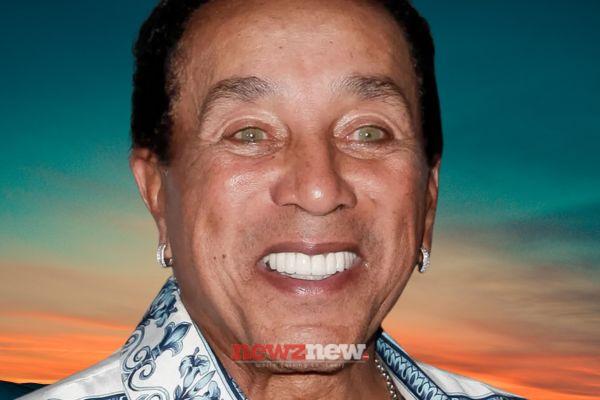 Smokey Robinson Net Worth 2024: American singer-songwriter and record producer