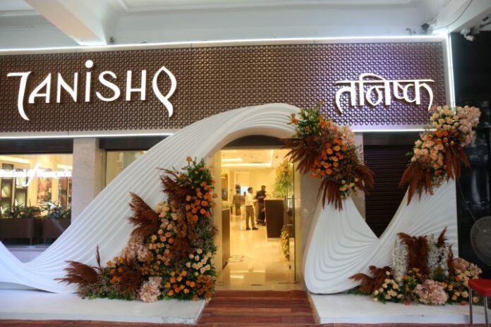 Tanishq unveils its Grand New Store in Chandigarh