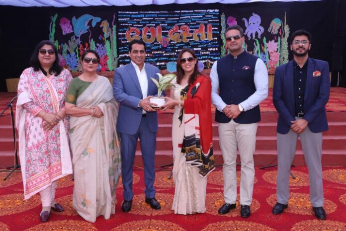 Students of Dev Samaj School present annual function ‘Guldasta’