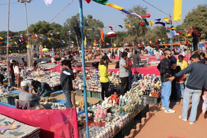 Cultural ‘Dhamaal’ at Crafts Mela draws unprecedented