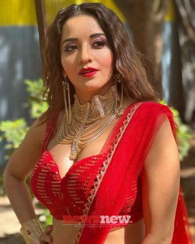 Monalisa Hot, Sexy, and Bikini Photos of Bhojpuri Actress ‘Antara Biswas’