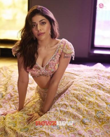  Alaya F Hot and Sexy Pictures