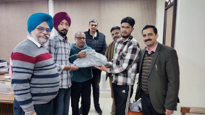 Wind Cheaters Distributed to 108 Ambulance Crew in Mohali