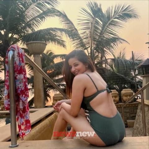 Monalisa Hot, Sexy, and Bikini Photos of Bhojpuri Actress ‘Antara Biswas’