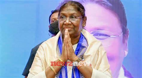 Students should enlighten the society with light of knowledge: President Droupadi Murmu