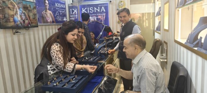 Kisna Diamond & Gold Jewellery Grand Exhibition at Royal Jewellers, Amritsar