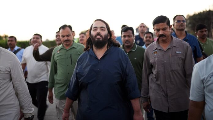 Anant Ambani walks the talk, undertakes 170-km padyatra from Jamnagar to Dwarka