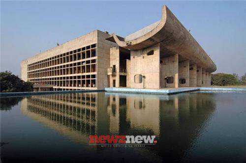 Capitol Complex Tourist Center