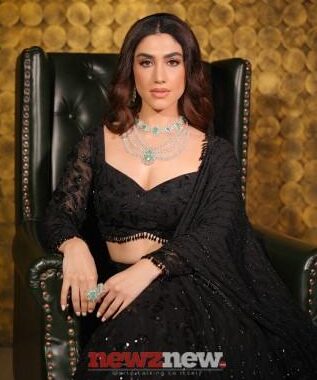 Delbar Arya Stuns in an All-Black Lehenga Choli; Fans Call Her “Stunningly gorgeous!”