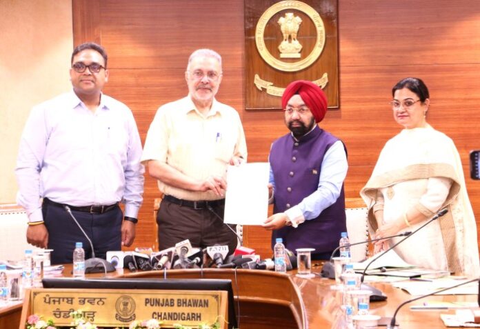 MP, Vikram Sahney announces Rs. 1 Crore for Drug Rehab Centres