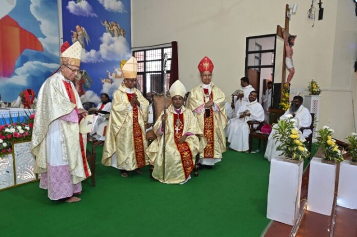Dr. Sahaya Thatheus Thomas Installed as New Bishop of Simla-Chandigarh Diocese