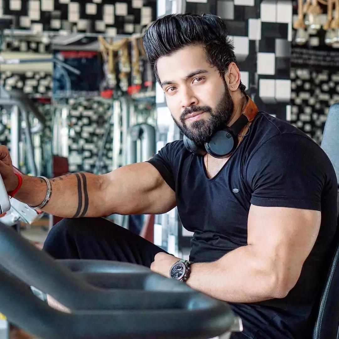 Fitness Coach Rajveer Shishodia Net Worth In 2025