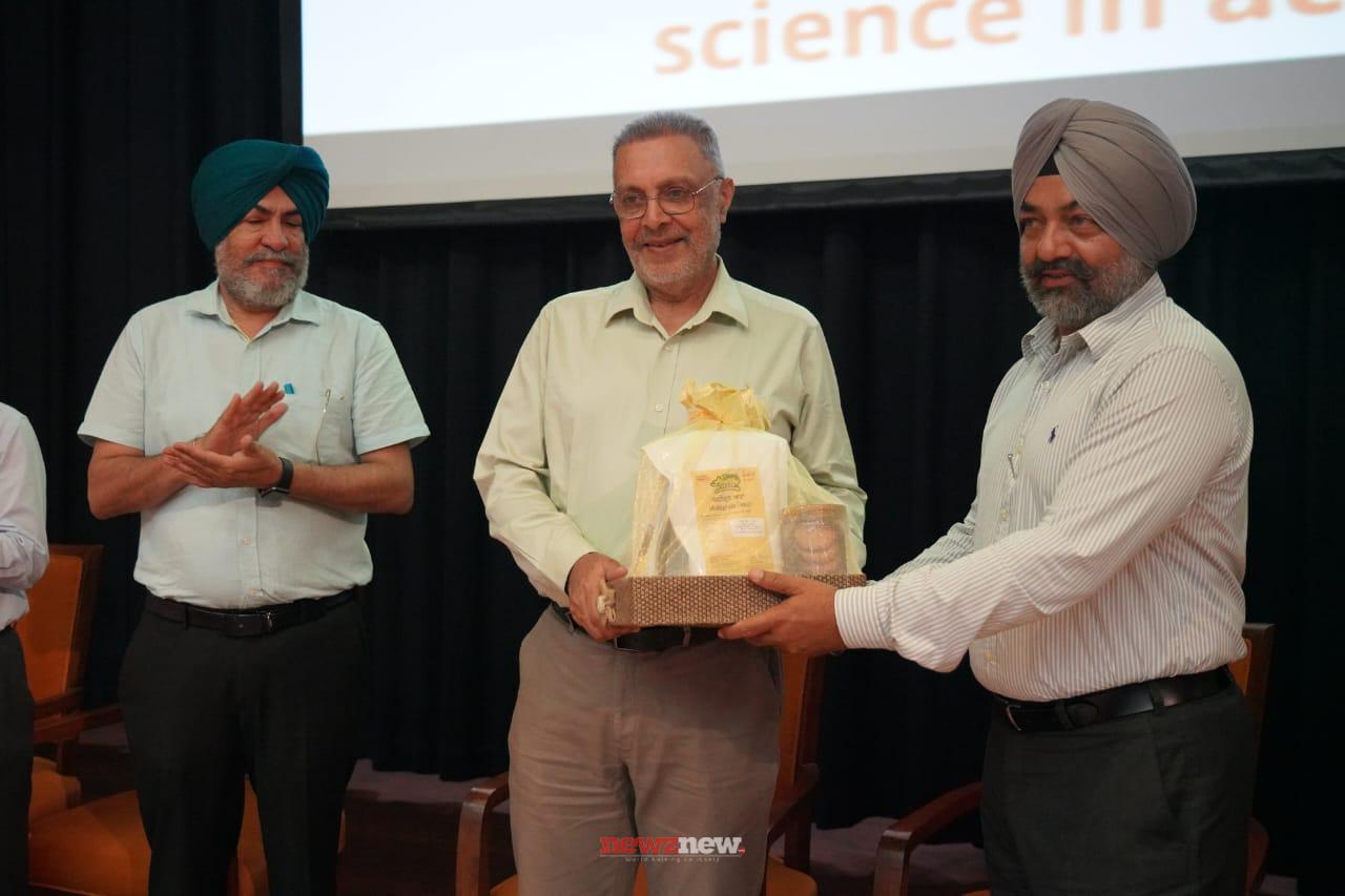 Punjab Health Minister Advocates For Natural Food Practices At World Food Safety Day Event