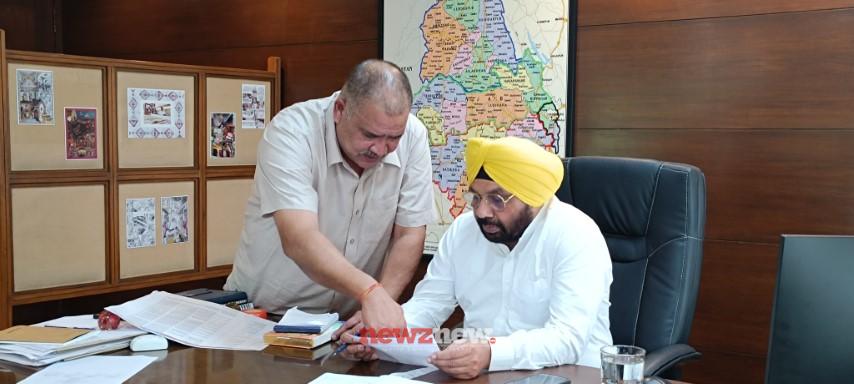 Architecture Department To Develop Contemporary, Public Friendly Building Infrastructure : Harbhajan Singh Eto