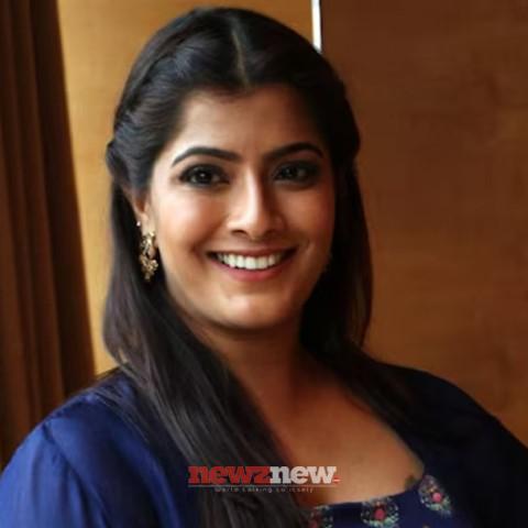 Phoenix Tamil Movie Box Office Collection