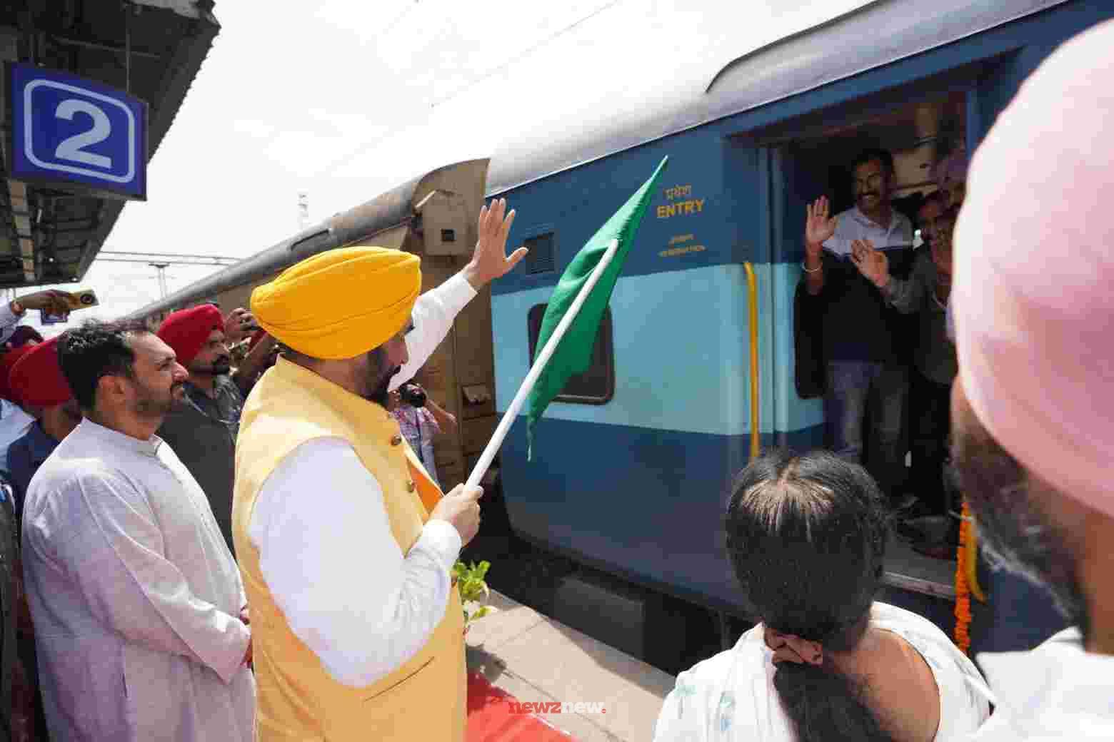 The Delegation Will Pay Obeisance At Takht Sahib Along With Participating In A National Conference