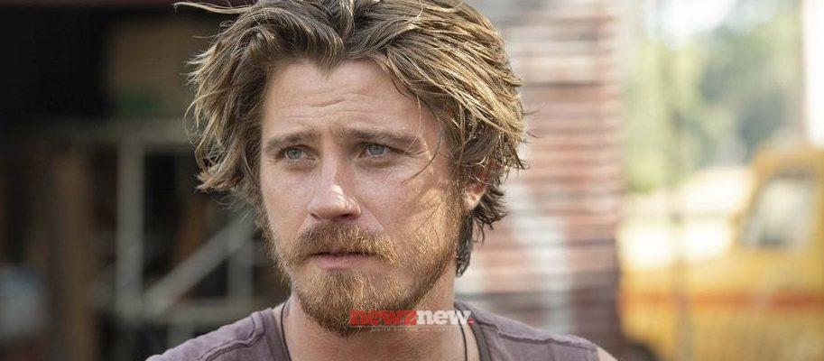 Garrett Hedlund is mostly known for three films, which are ‘Troy,’ ‘Tron: Legacy,’ and ‘Triple Frontier.’ And each of these is a benchmark in his filmography that spans across two decades. Hedlund’s other works include ‘Four Brothers,’ ‘Inside Llewyn Davis,’ ‘Mudbound’ (for which he received a Screen Actors Guild Award nomination), ‘Unbroken,’ ‘Friday Night Lights,’ ‘Death Sentence,’ ‘Billy Lynn’s Long Halftime Walk,’ and ‘Country Strong.’ He can also be seen in the shows ‘Mosaic,’ ‘Modern Love,’ and ‘Tulsa King.’ If you are intrigued about the actor’s future, here is a list of the actor’s upcoming projects!

1. Tulsa King Season 3 (September 21, 2025)

Paramount+ has renewed the crime drama series ‘Tulsa King’ for the third season. Terence Winter will return as the showrunner, and Craig Zisk will return as the head director. Season 2 concluded with Sylvester Stallone’s Dwight Manfredi being picked up by the FBI, who wanted him to work for them. So, we will most likely see Manfredi feeding the FBI intel about Frank Grillo’s Bill Bevilaqua in Season 3. Alongside Stallone, the cast members expected to return include Hedlund as Mitch, Jay Will as Tyson, Martin Starr as Bodhi, Chris Caldovino as Goodie, Max Casella as Armand, Dana Delany as Margaret, Vincent Piazza as Vince, Tatiana Zappardino as Tina, Annabella Sciorra as Joanne, and Michael Beach as Mark. The actor playing the shadowy FBI agent we see speaking to Mandredi has yet to be revealed. The first episode of Season 3 will drop on September 21, 2025. 2. Criminal (2025)

‘Criminal’ is an upcoming 8-episode crime series directed by Anna Boden and Ryan Fleck (at least the first four episodes) for Amazon Prime Video. Showrun by Ed Brubaker and Jordan Harper, the series is based on the award-winning graphic novel series by Brubaker and Sean Phillips. The story follows Leo (Charlie Hunnam), a master thief who thinks three steps ahead, but he doesn’t apply the use of guns and violence. Other thieves consider him a coward for this, especially since his father, Tommy, was sent to prison for murdering Teeg Lawless, the most feared man in the city. Joining Hunnam are Hedlund, Emilia Clarke, Adria Arjona, Luke Evans, John Hawkes, Richard Jenkins, and Michael Mando. The series has completed post-production and will be released in 2025. 3. Unspeakable: The Murder of JonBenét Ramsey (TBA)

Post-production is ongoing for the Paramount+ limited murder mystery series ‘Unspeakable: The Murder of JonBenét Ramsey.’ The 8-episode drama will revolve around the horrific unsolved murder of 6-year-old JonBenét Ramsey, who hailed from Boulder, Colorado. The little girl went missing on December 26, 1996, and her lifeless body was found in the basement of her own home later the same day. Melissa McCarthy and Clive Owen will play JonBenét’s parents, and the series will follow the Ramsey family before and after the tragedy as they go through the loss of a child while facing intense public scrutiny caused by the media that broadcast it to the whole country. Harrison Query and Tommy Wallach are the creators and writers of the series, with Richard LaGravenese on board as the showrunner. The rest of the cast includes Emily Mitchell (as JonBenét), Hedlund, Alison Pill, Jaime Ray Newman, Will Patton, Owen Teague, and Shea Whigham. ‘Unspeakable: The Murder of JonBenét Ramsey’ is yet to get a release date. Read More: Tyler Perry: All Upcoming Movies and TV Shows in 2025 and 2026