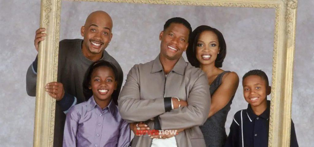 15 Best 1990s TV Shows on Netflix (September 2025)