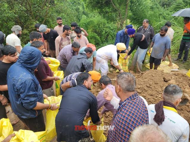 Cabinet Minister Harjot Bains Personally Leads Relief Efforts to Tackle Flood-Like Situation