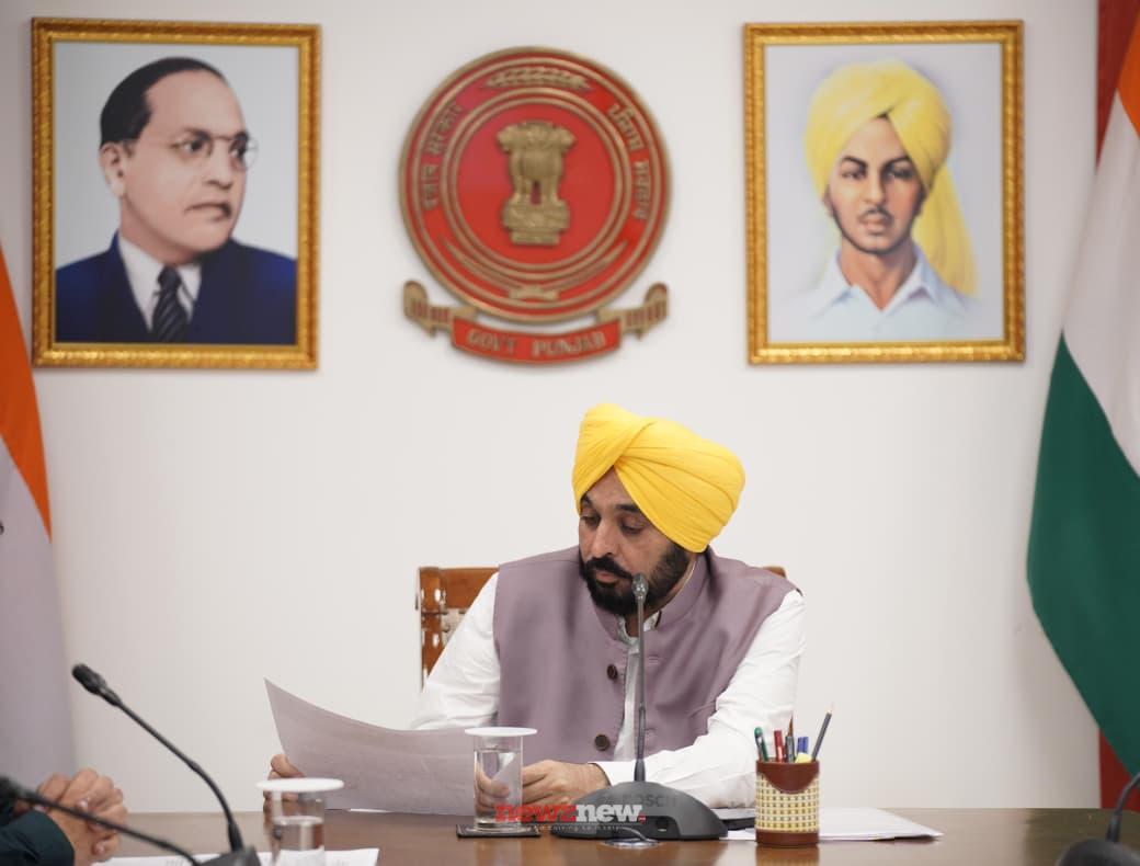 CM Reviews Ongoing Cleanliness, Repair and Relief Efforts in Flood Affected Towns and Cities