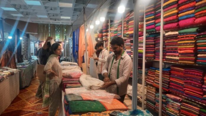 National Silk Expo starts at Himachal Bhawan Chandigarh to Celebrate Festive Fashion