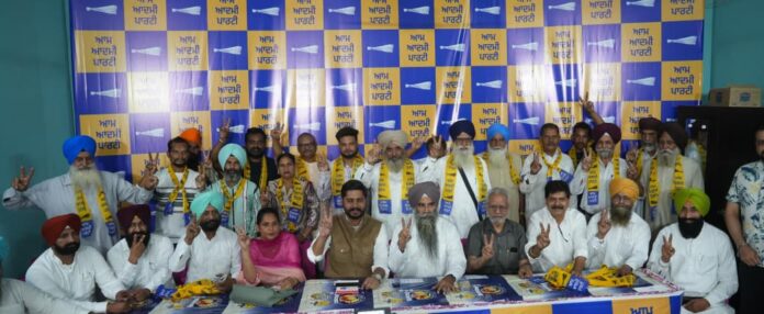 AAP Strengthens Ahead of Tarn Taran By-Election with Key Leader Join