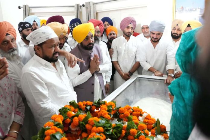 Rajvir Jawanda Will Ever Live In Hearts Of His Fans: CM