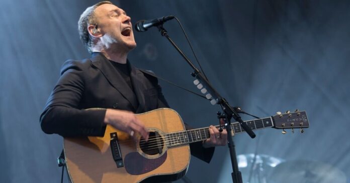 David Gray Net Worth $6 Million — The Voice Behind “Babylon” Still Shines Bright
